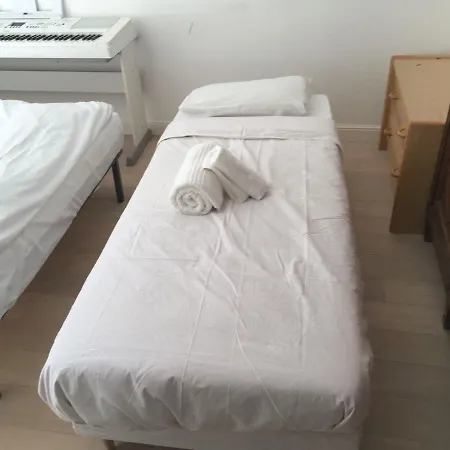 Flat In Le Marais With 2 Bedrooms Paris